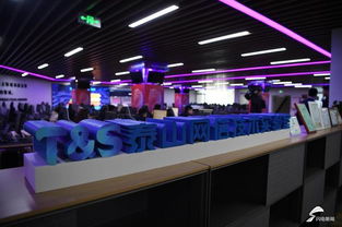 新舊動(dòng)能轉(zhuǎn)換現(xiàn)場觀摩會 信息安全穩(wěn)如泰山 泰山Office引領(lǐng)國產(chǎn)自主可控軟件發(fā)展